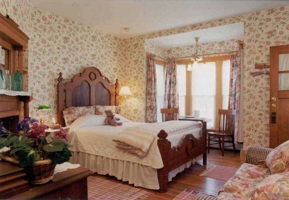 White Lace Inn Sturgeon Bay Room photo